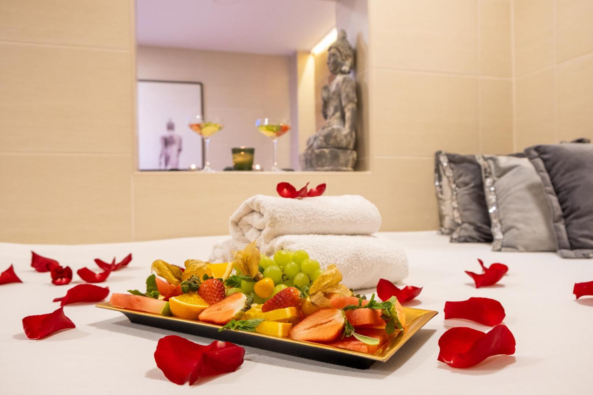 Hotel Tommy Wellness & Spa 纳霍德 外观 照片
