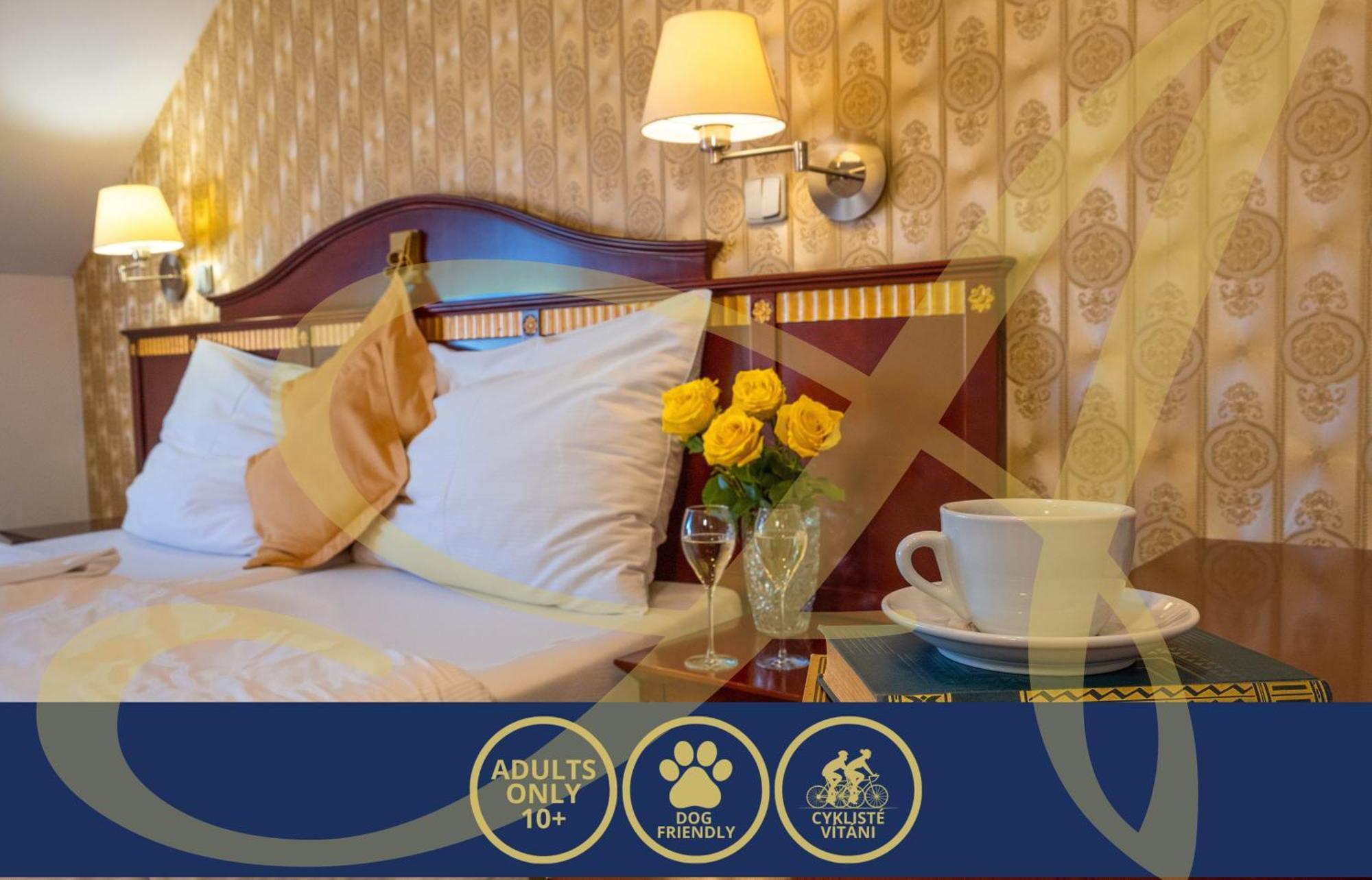 Hotel Tommy Wellness & Spa 纳霍德 外观 照片